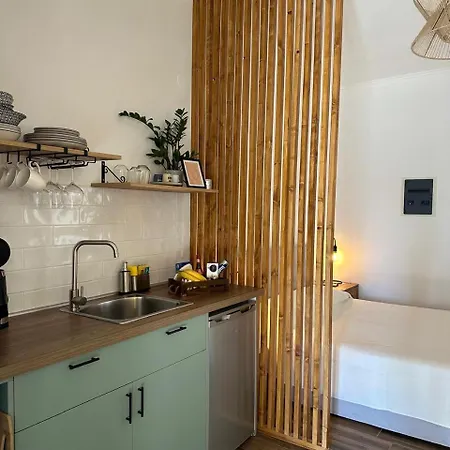 Eleni's Appartement *