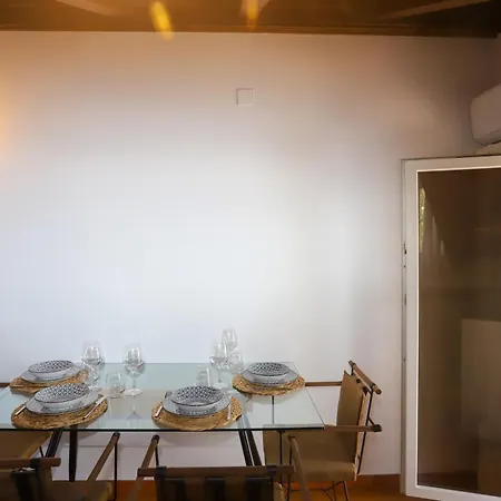 Eleni's * Paleokastritsa