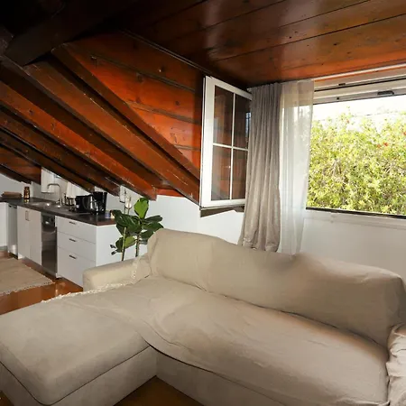 Eleni's Appartement *